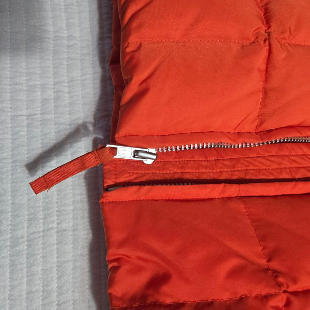 Women's GAP Down Orange Puffer Vest S EUC - Picture 9 of 11